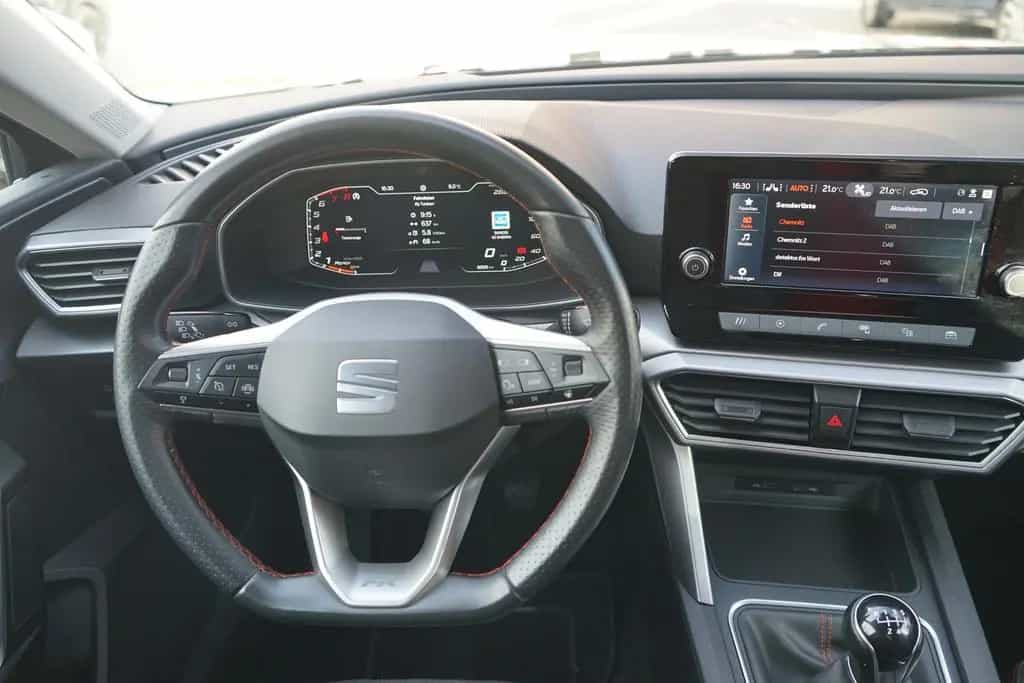 Seat Leon Sportstourer 1.5 FR LED ACC Totwinkel PDC 12/2020-photo-10
