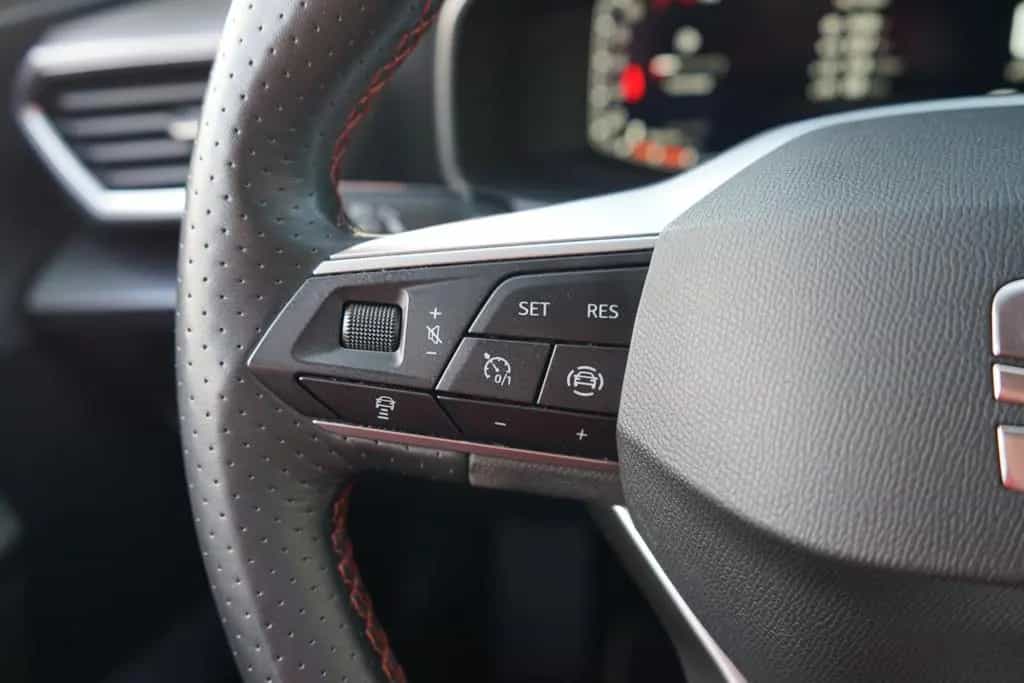 Seat Leon Sportstourer 1.5 FR LED ACC Totwinkel PDC 12/2020-photo-16