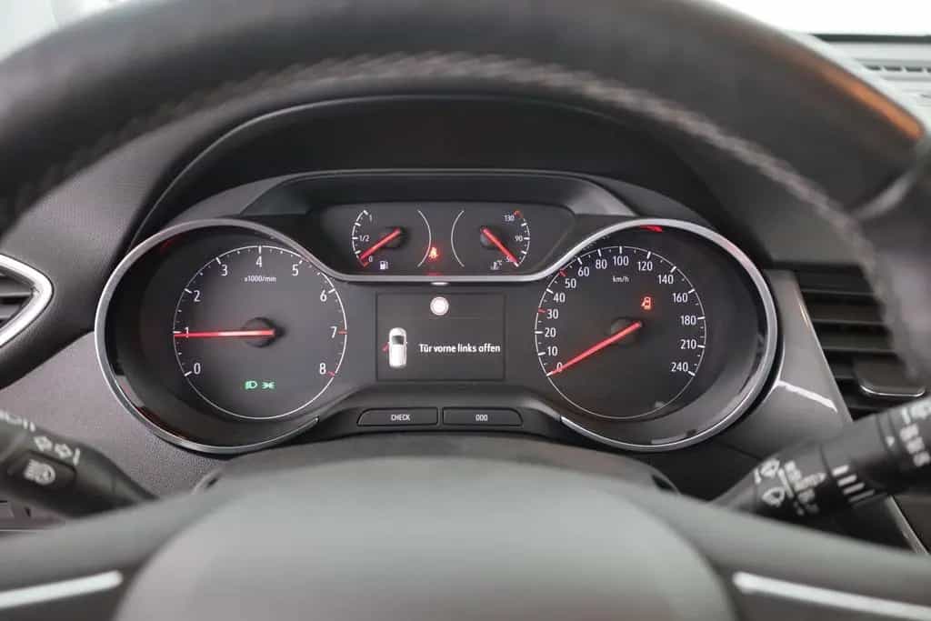 Opel Crossland (X) 1.2 Turbo Elegance LED Navi DAB 06/2022-photo-16