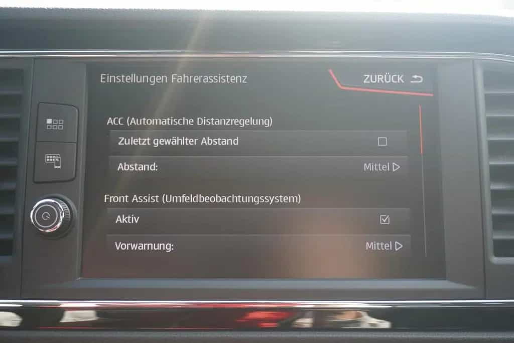 Seat Leon ST 1.5 FR LED Navi Panorama ACC Sitzheizung 04/2020-photo-15