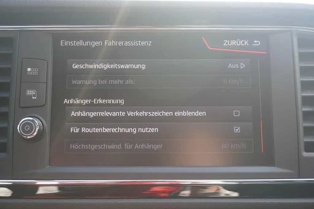 Seat Leon ST 1.5 FR LED Navi Panorama ACC Sitzheizung 04/2020-photo-17