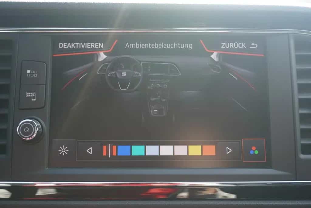 Seat Leon ST 1.5 FR LED Navi Panorama ACC Sitzheizung 04/2020-photo-18