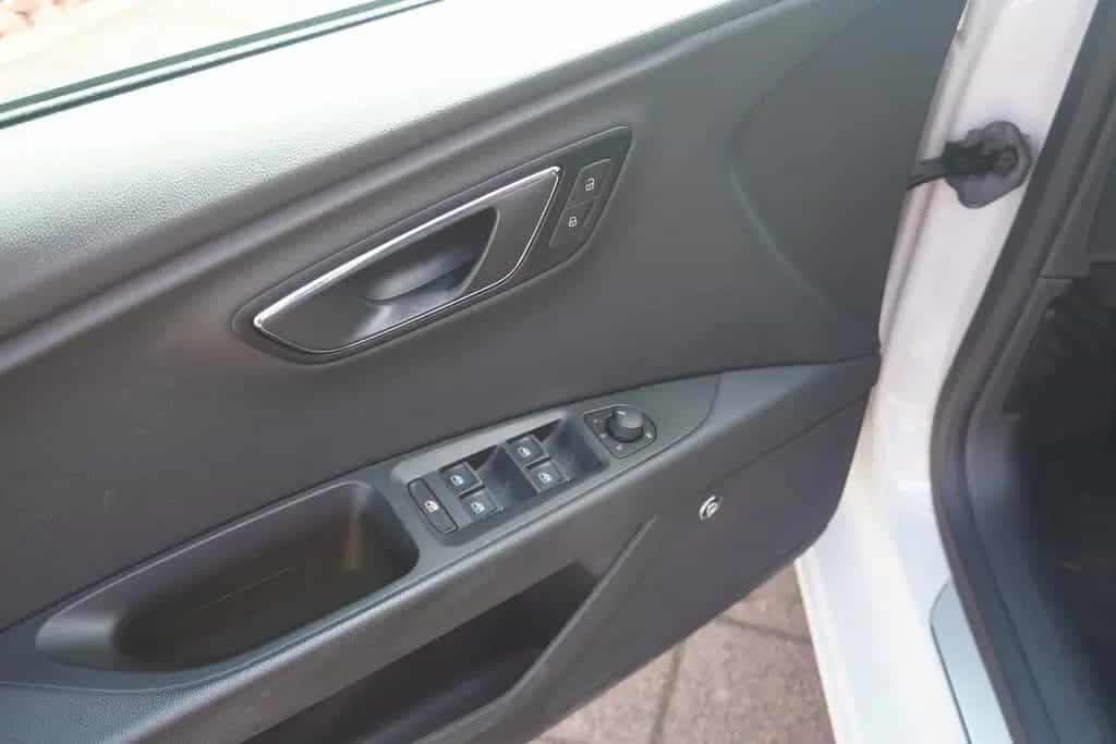 Seat Leon ST 1.5 FR LED Navi Panorama ACC Sitzheizung 04/2020-photo-26