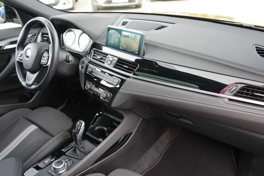 BMW X2 sDrive18iA Advantage Plus LED Navi Panorama 08/2020-photo-7