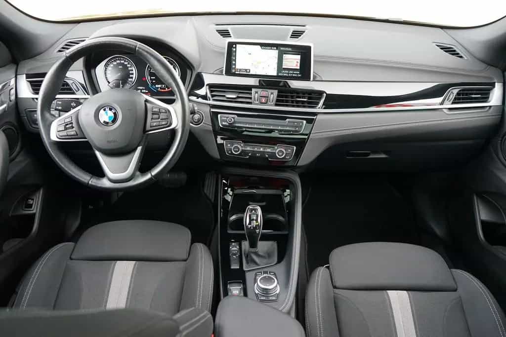 BMW X2 sDrive18iA Advantage Plus LED Navi Panorama 08/2020-photo-9