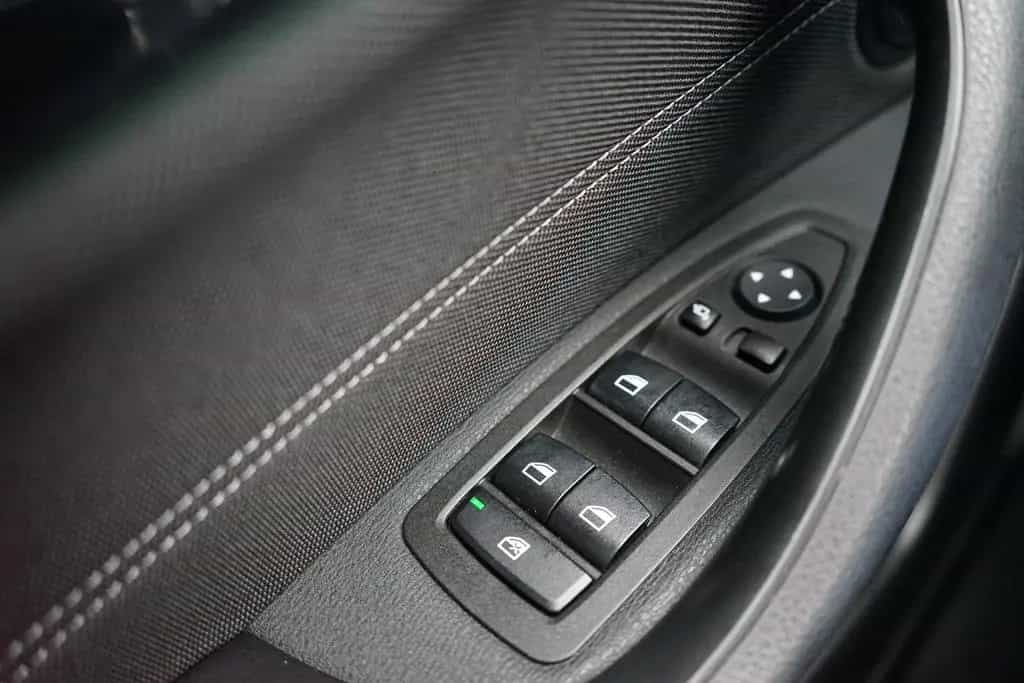 BMW X2 sDrive18iA Advantage Plus LED Navi Panorama 08/2020-photo-19