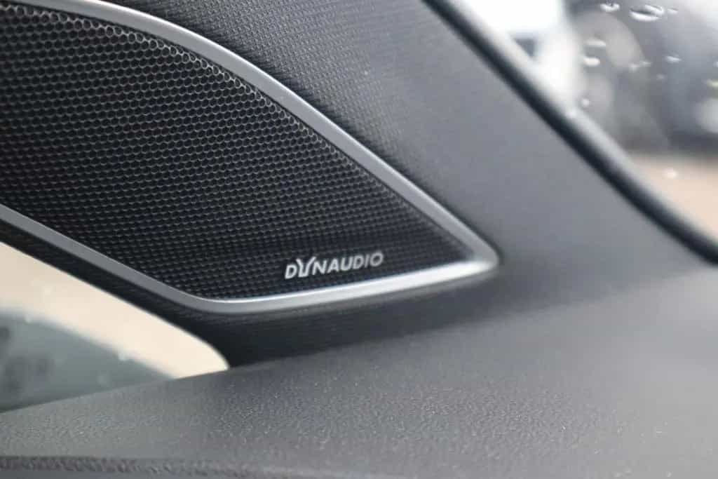 Volkswagen Golf VII Variant R 2.0 TSI Dynaudio Kamera ACC 03/2019-photo-12