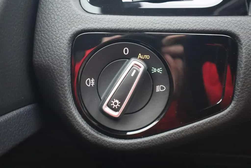 Volkswagen Golf VII Variant R 2.0 TSI Dynaudio Kamera ACC 03/2019-photo-21
