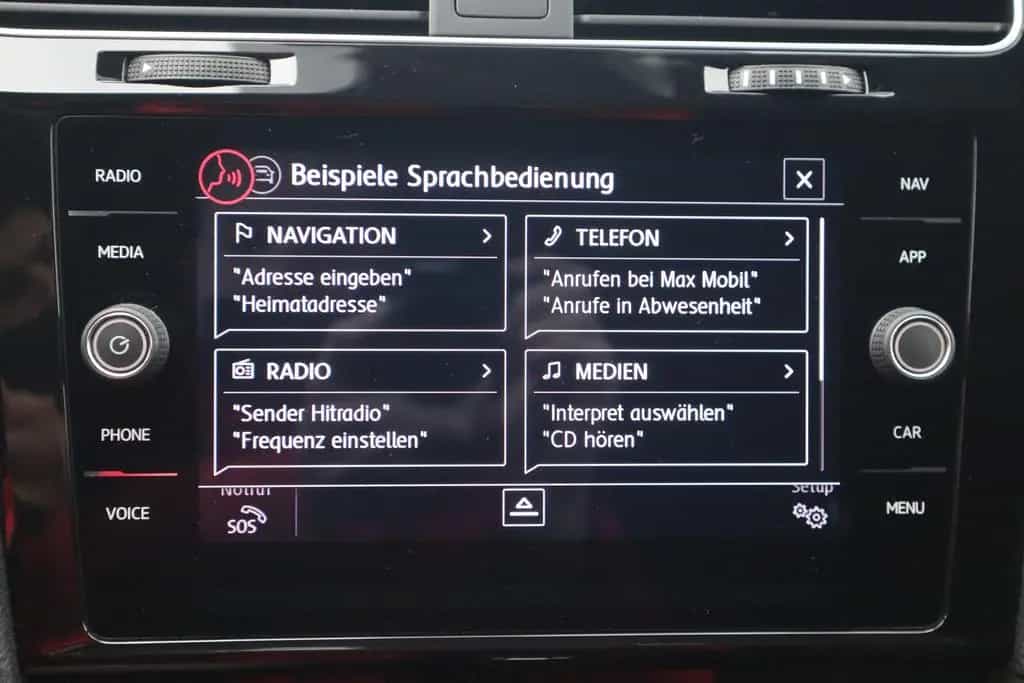 Volkswagen Golf VII Variant R 2.0 TSI Dynaudio Kamera ACC 03/2019-photo-27