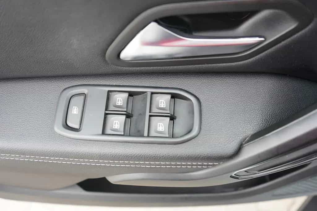 Dacia Duster II 1.3 TCE Prestige Navi Kamera Tempomat 12/2020-photo-30