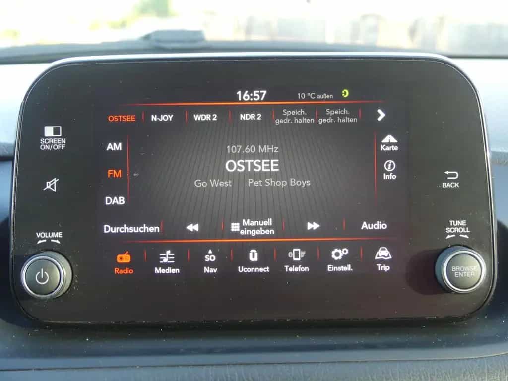 Fiat Tipo Kombi 1.4 Xenon Navi Kamera Sitzheizung Tem 09/2019-photo-10