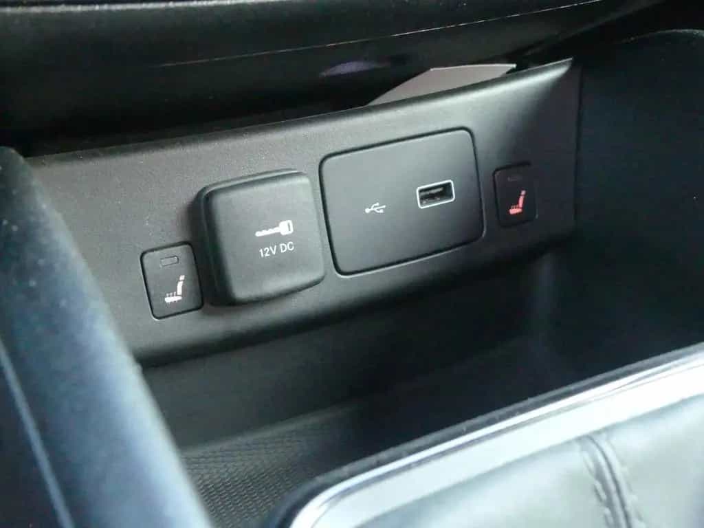 Fiat Tipo Kombi 1.4 Xenon Navi Kamera Sitzheizung Tem 09/2019-photo-16
