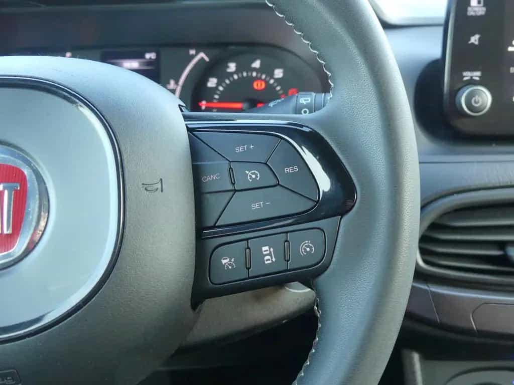Fiat Tipo Kombi 1.4 Xenon Navi Kamera Sitzheizung Tem 09/2019-photo-19