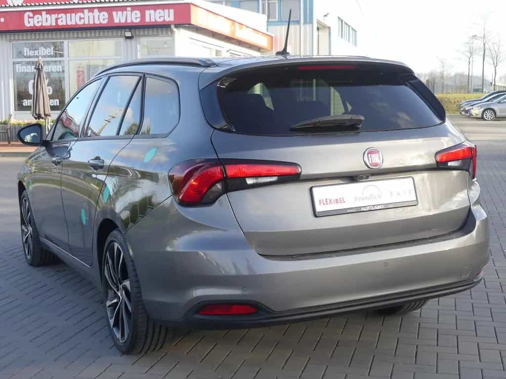 Fiat Tipo Kombi 1.4 Xenon Navi Kamera Sitzheizung Tem 09/2019-photo-2