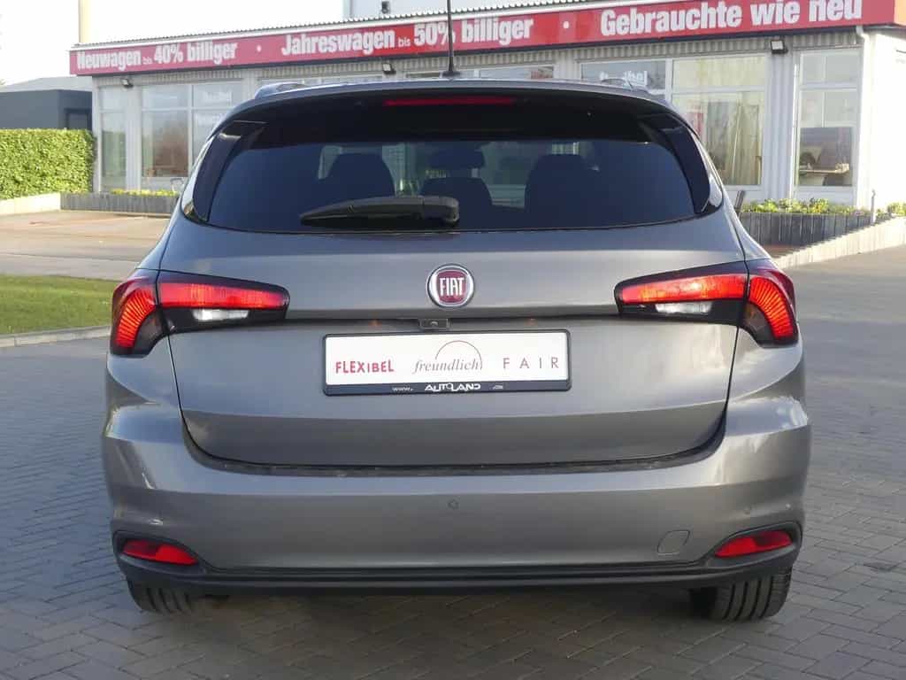Fiat Tipo Kombi 1.4 Xenon Navi Kamera Sitzheizung Tem 09/2019-photo-3