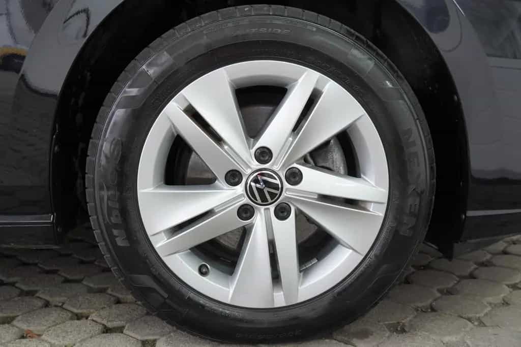Volkswagen Golf VIII Variant Life eTSI Navi LED Kamera DAB 03/2021-photo-8