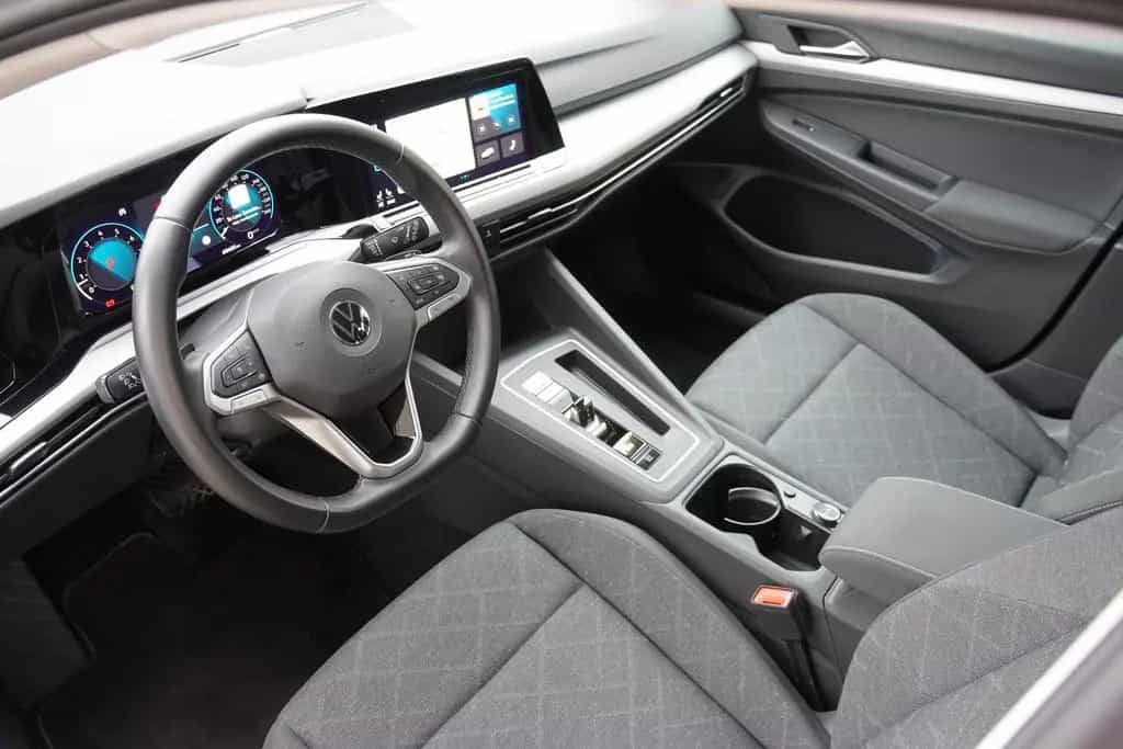 Volkswagen Golf VIII Variant Life eTSI Navi LED Kamera DAB 03/2021-photo-9