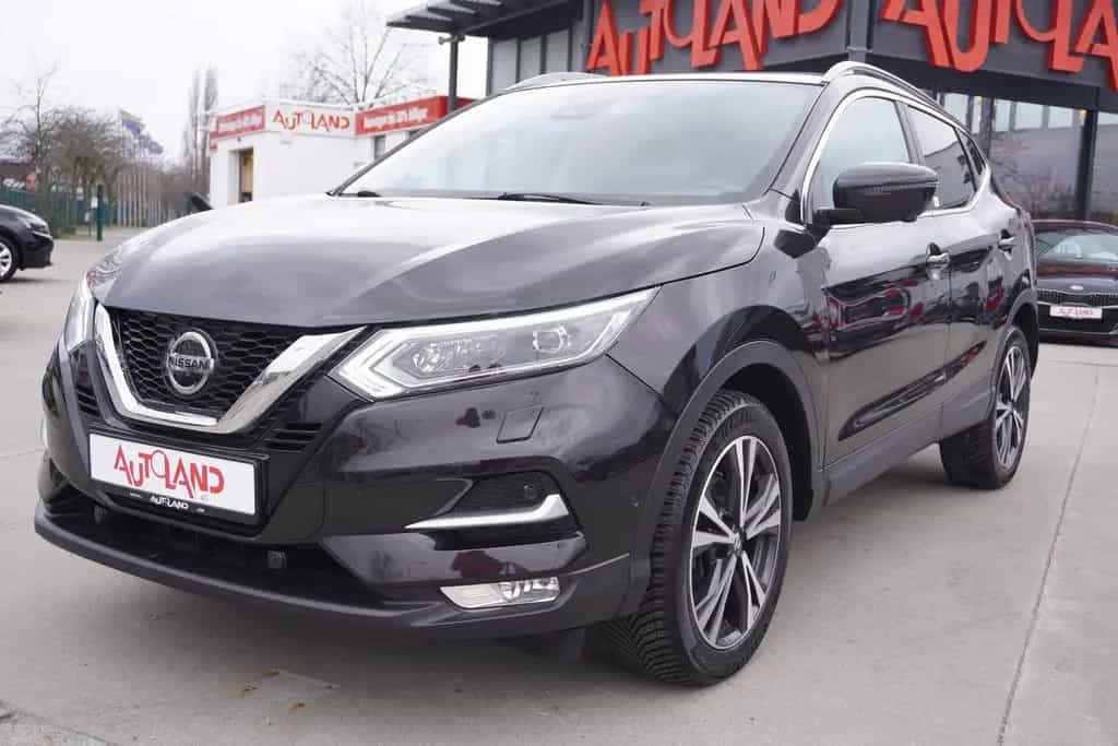 Nissan Qashqai 1.3 N-Connecta LED Navi Panorama 360° 01/2019-photo-1