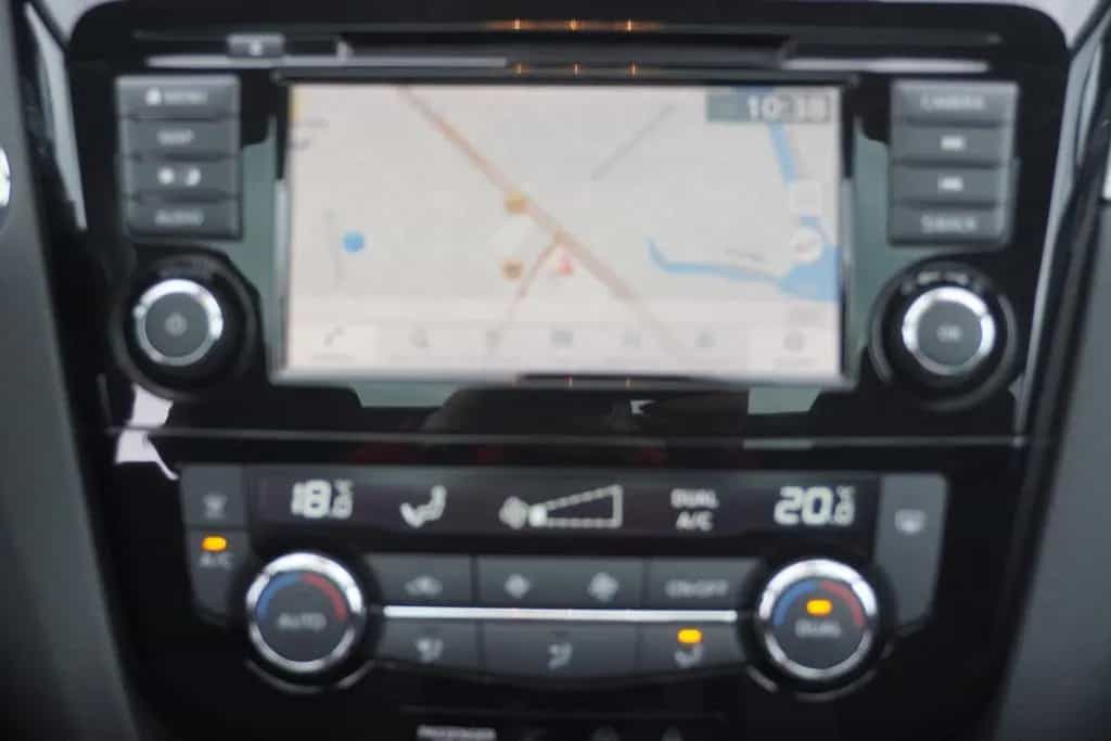 Nissan Qashqai 1.3 N-Connecta LED Navi Panorama 360° 01/2019-photo-13