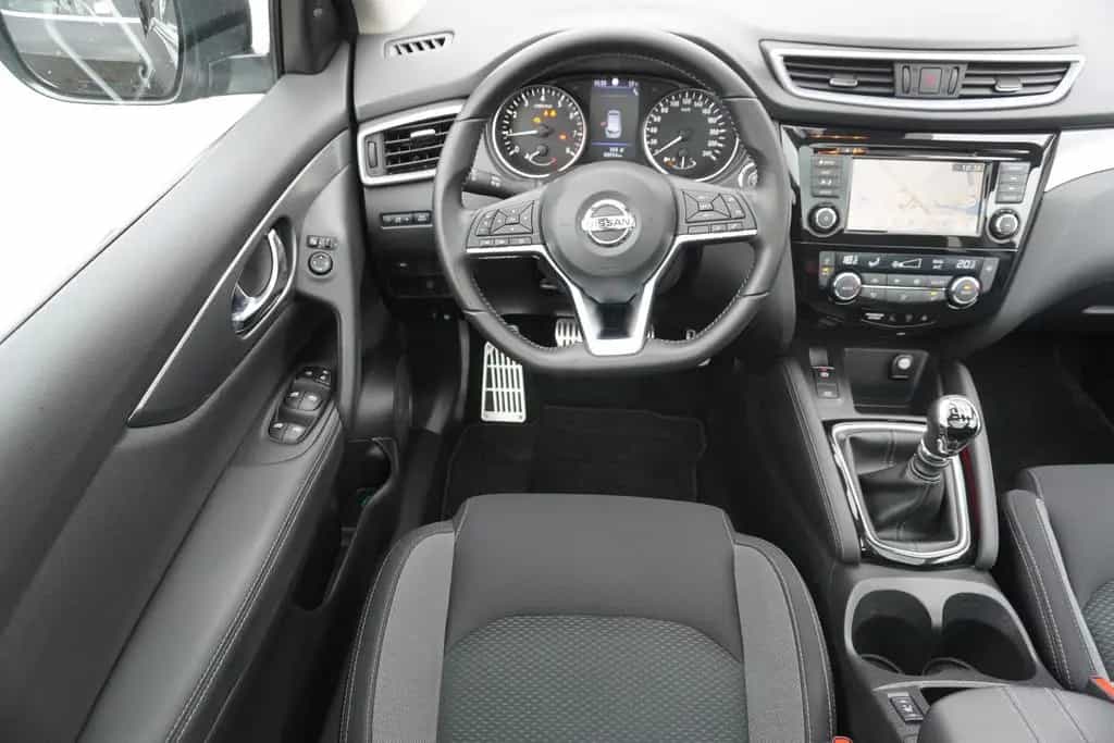 Nissan Qashqai 1.3 N-Connecta LED Navi Panorama 360° 01/2019-photo-15