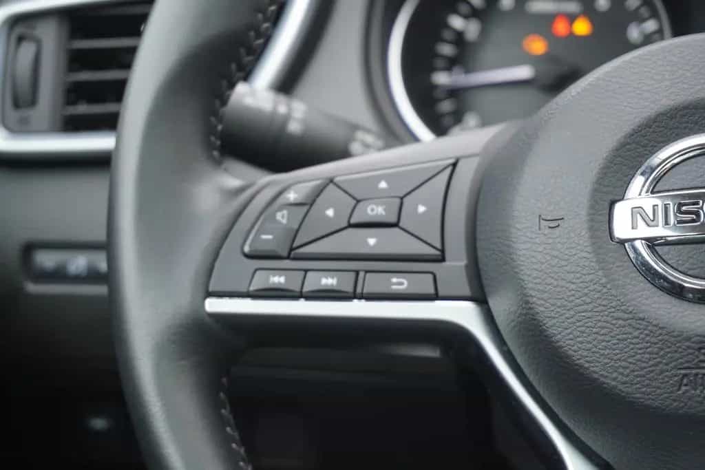 Nissan Qashqai 1.3 N-Connecta LED Navi Panorama 360° 01/2019-photo-17