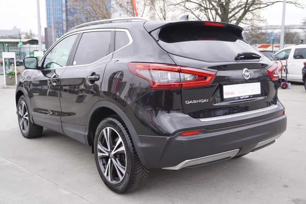 Nissan Qashqai 1.3 N-Connecta LED Navi Panorama 360° 01/2019-photo-2
