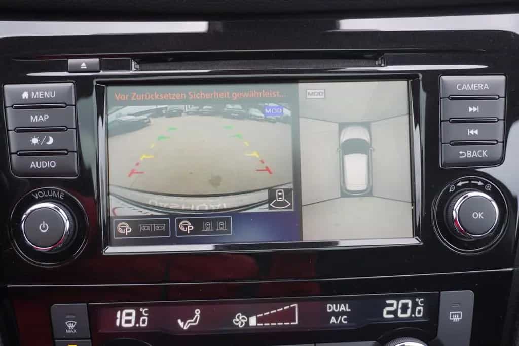 Nissan Qashqai 1.3 N-Connecta LED Navi Panorama 360° 01/2019-photo-24