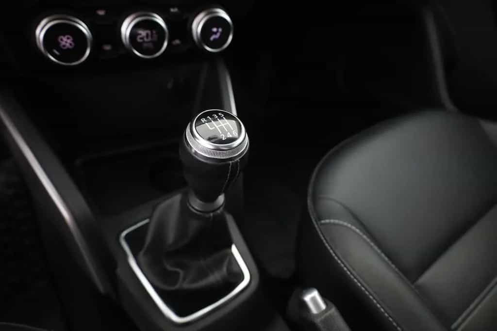 Dacia Duster 1.3 TCe 150 Adventure Navi Leder 360° DAB 01/2020-photo-12