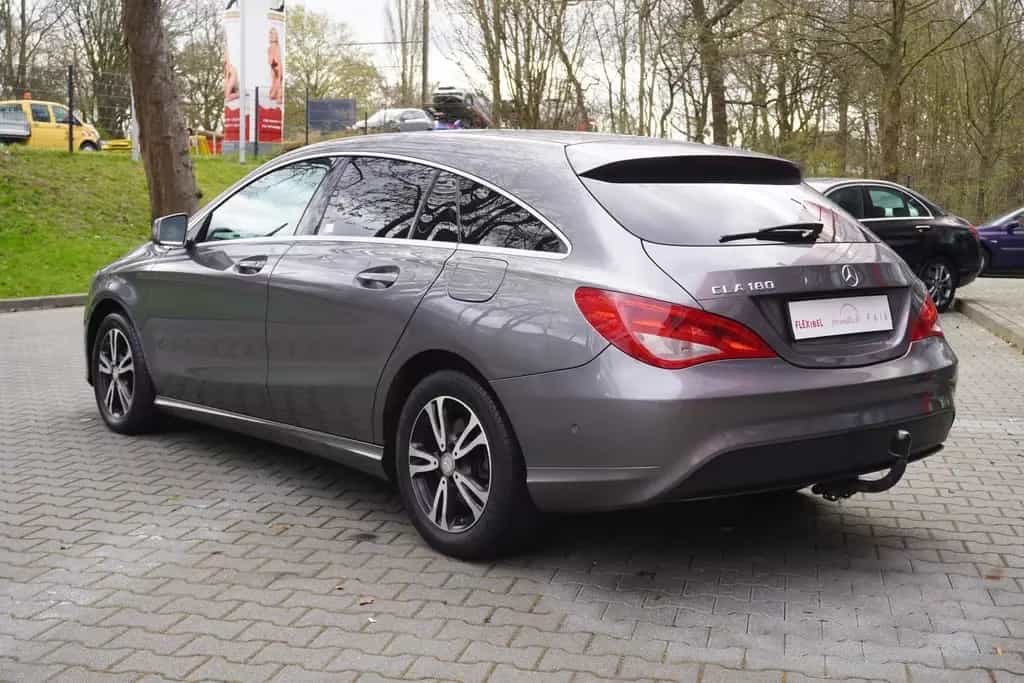Mercedes-Benz CLA 180 Shooting Brake Sitzheizung Klimaaut. Blu 10/2015-photo-7