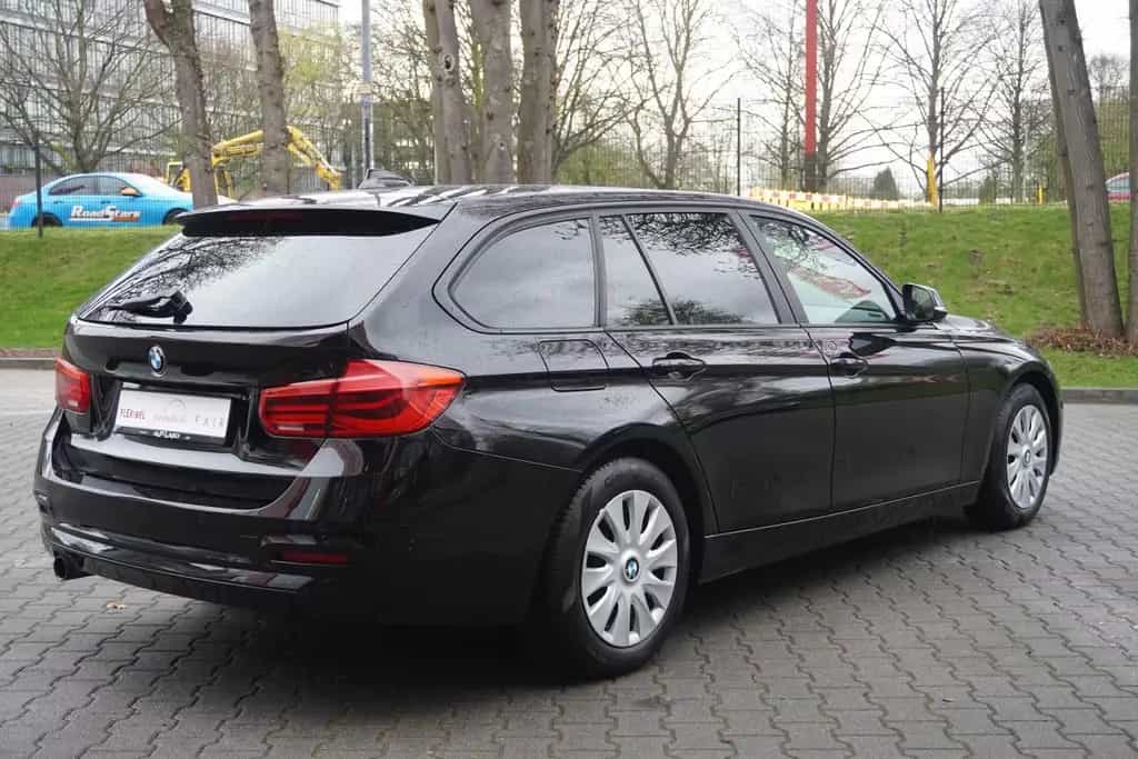 BMW 318 i Touring Aut. LED Head-Up Navi Sitzheizung 11/2016-photo-5