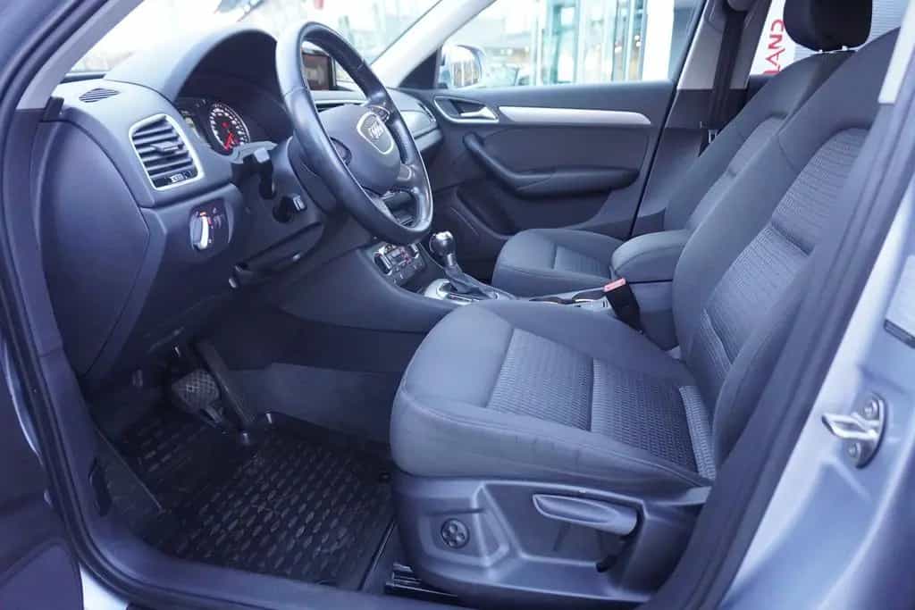 Audi Q3 1.4 TFSI design S-Line Totwinkel Navi LED AHK 03/2015-photo-7