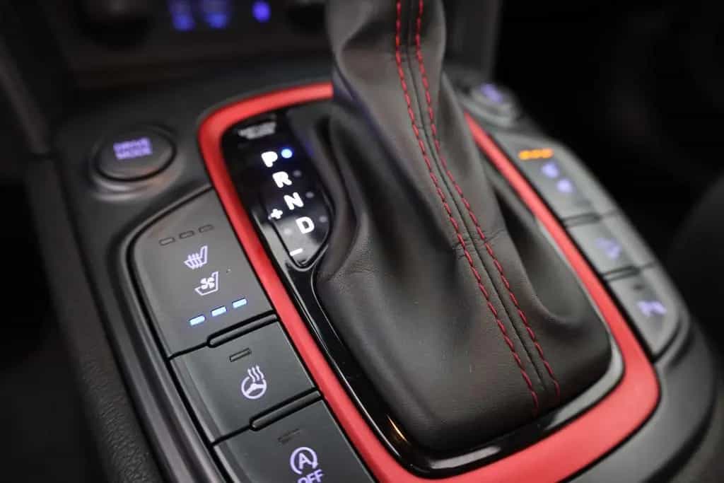Hyundai KONA 1.6 T-GDI 4WD Style Sitzbelüftung Panorama 12/2018-photo-13