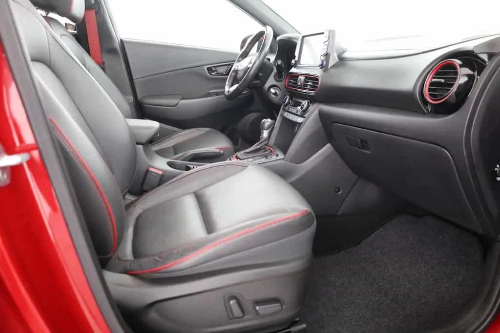 Hyundai KONA 1.6 T-GDI 4WD Style Sitzbelüftung Panorama 12/2018-photo-24