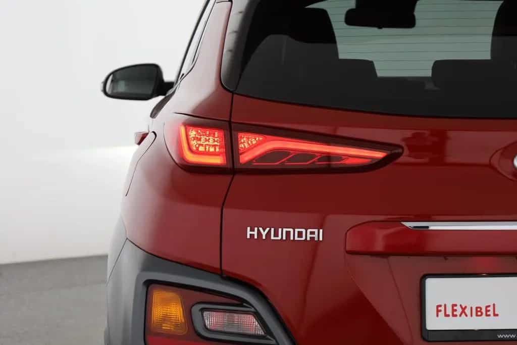 Hyundai KONA 1.6 T-GDI 4WD Style Sitzbelüftung Panorama 12/2018-photo-31