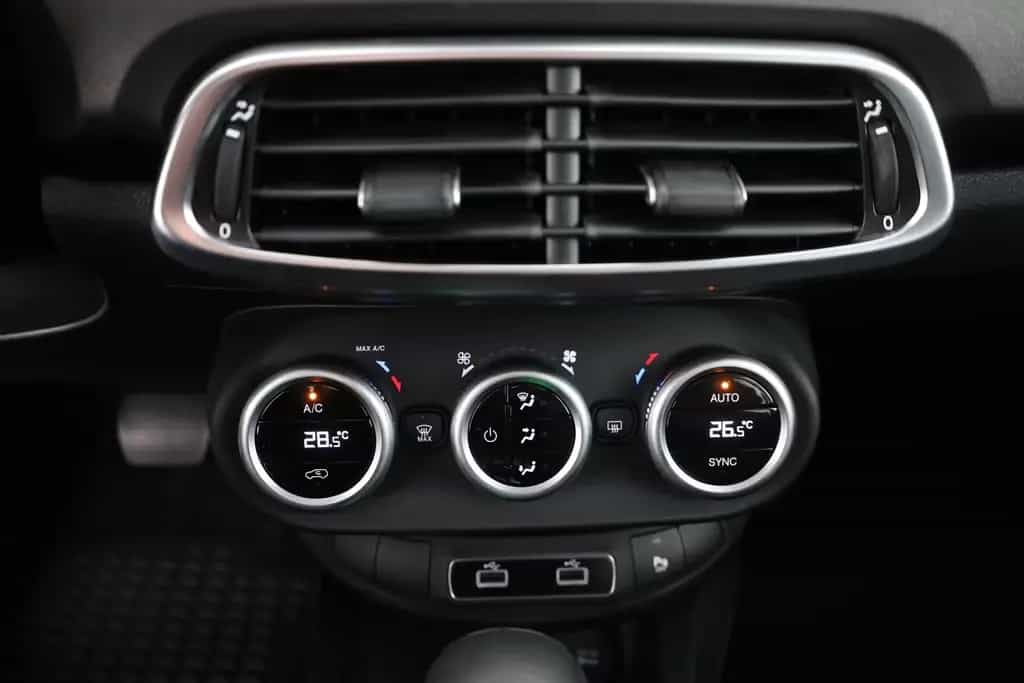 Fiat 500X 1.4T Aut. LED Kamera Tempomat App-Connect 12/2025-photo-11