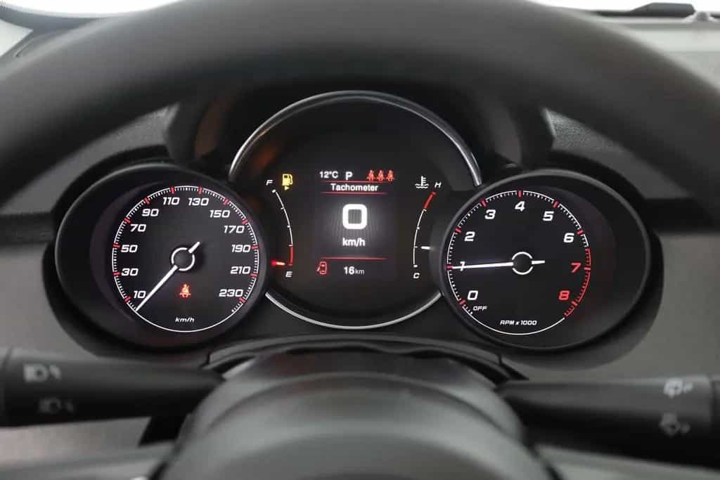 Fiat 500X 1.4T Aut. LED Kamera Tempomat App-Connect 12/2025-photo-16