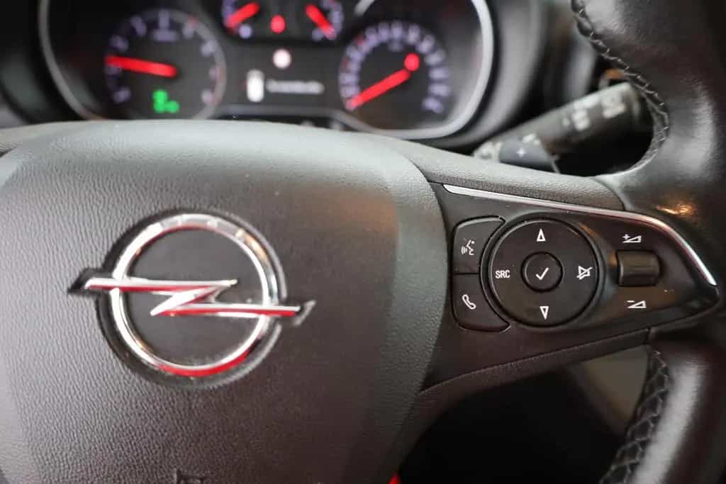 Opel Combo 1.2 Life E Elegance Aut. 360° Kamera Navi 08/2021-photo-15