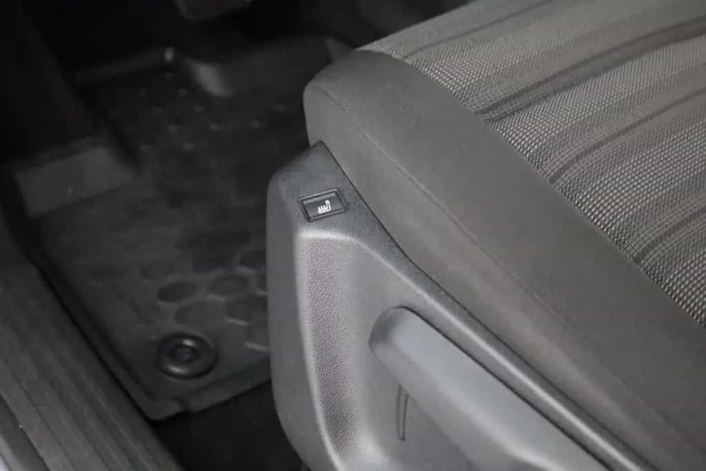 Opel Combo 1.2 Life E Elegance Aut. 360° Kamera Navi 08/2021-photo-21