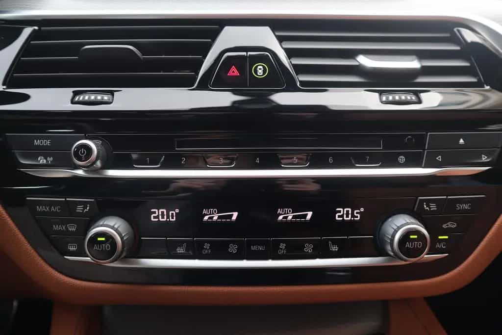 BMW 5 Series 540d xDrive Touring M Sport/HK/CD/Memory/HeadUp 02/2020-photo-8