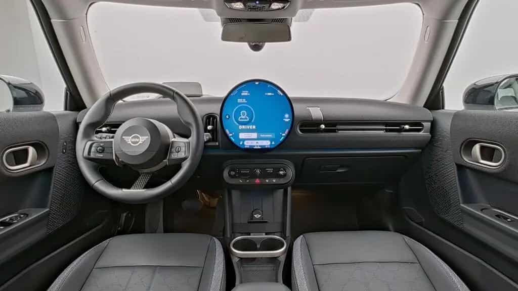 MINI Cooper C 04/2025-photo-11