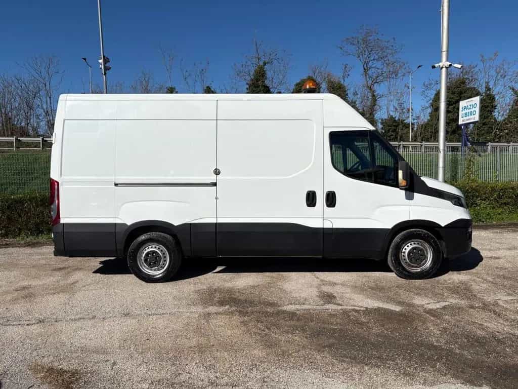 Iveco Daily 35S15V 2.3 HPT PM-TM Furgone 01/2016-photo-3