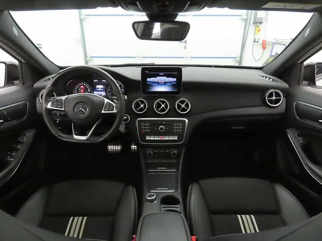 Mercedes-Benz A-Class 250 Aut AMG Line Edition Pano+LED+AMG Optik 05/2018-photo-13