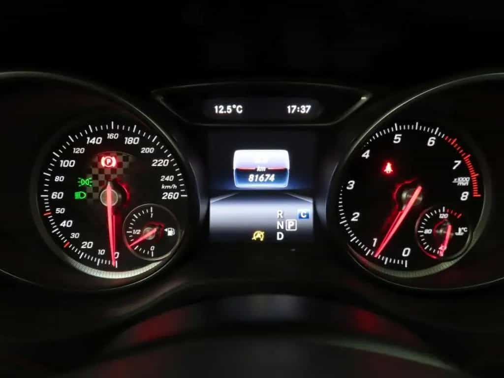 Mercedes-Benz A-Class 250 Aut AMG Line Edition Pano+LED+AMG Optik 05/2018-photo-17