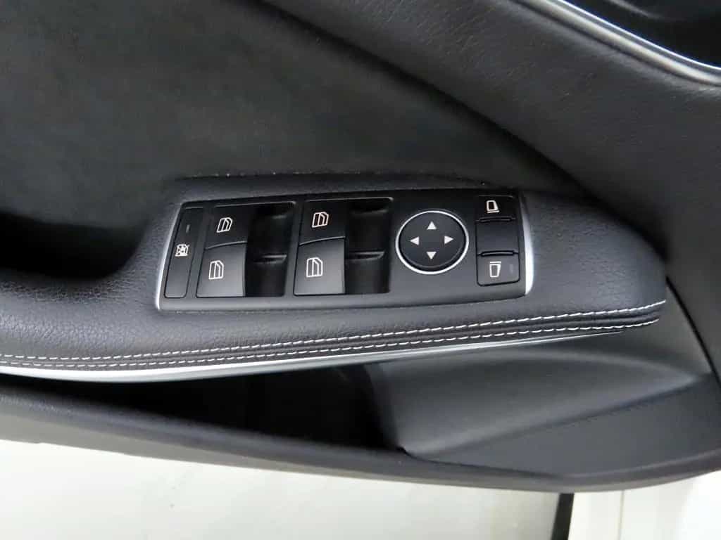 Mercedes-Benz A-Class 250 Aut AMG Line Edition Pano+LED+AMG Optik 05/2018-photo-24