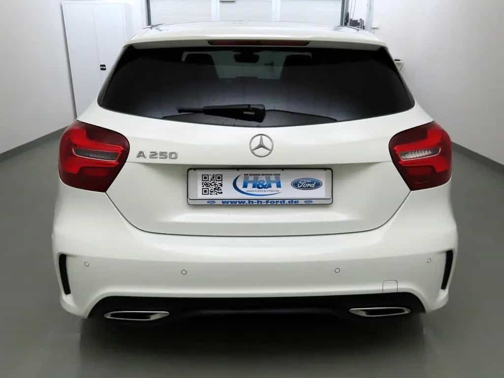 Mercedes-Benz A-Class 250 Aut AMG Line Edition Pano+LED+AMG Optik 05/2018-photo-3