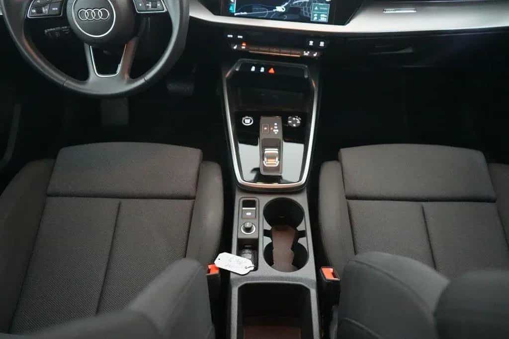 Audi A3 Sportback 35 TDI S tronic LED ACC Navi 07/2022-photo-11