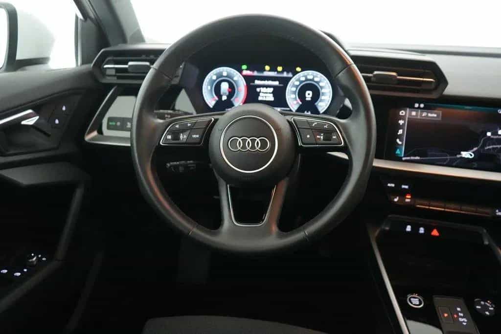Audi A3 Sportback 35 TDI S tronic LED ACC Navi 07/2022-photo-12