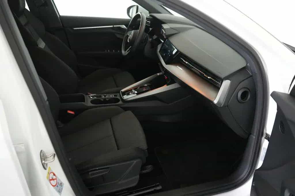 Audi A3 Sportback 35 TDI S tronic LED ACC Navi 07/2022-photo-8