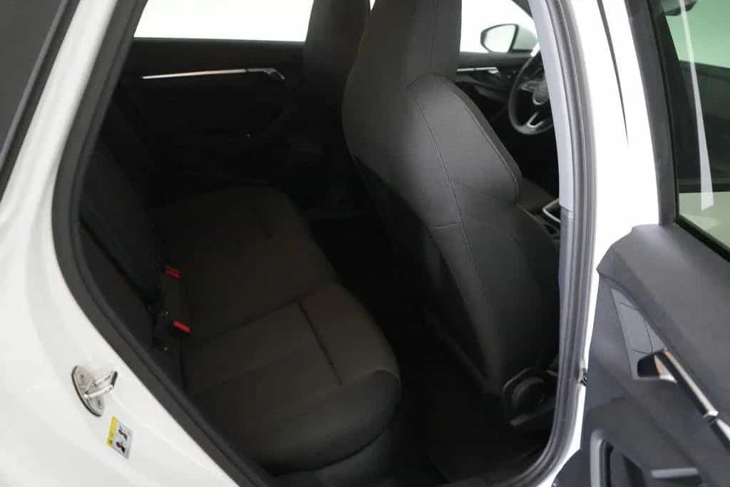 Audi A3 Sportback 35 TDI S tronic LED ACC Navi 07/2022-photo-9