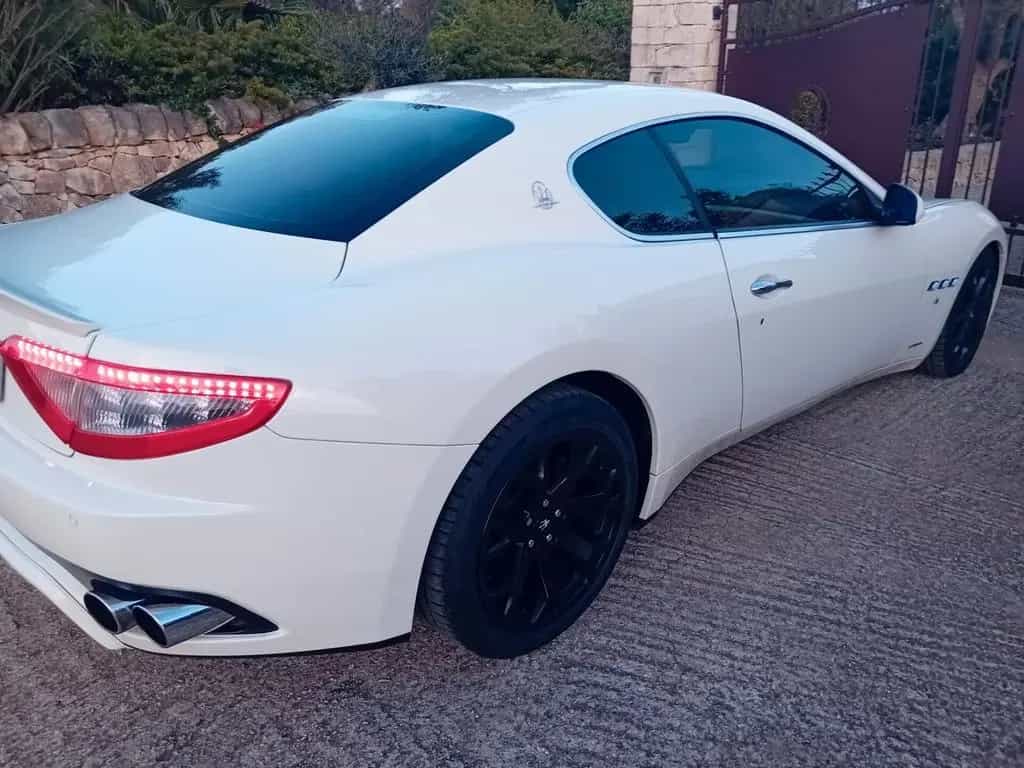 Maserati GranTurismo 4.2 V8 09/2008-photo-3